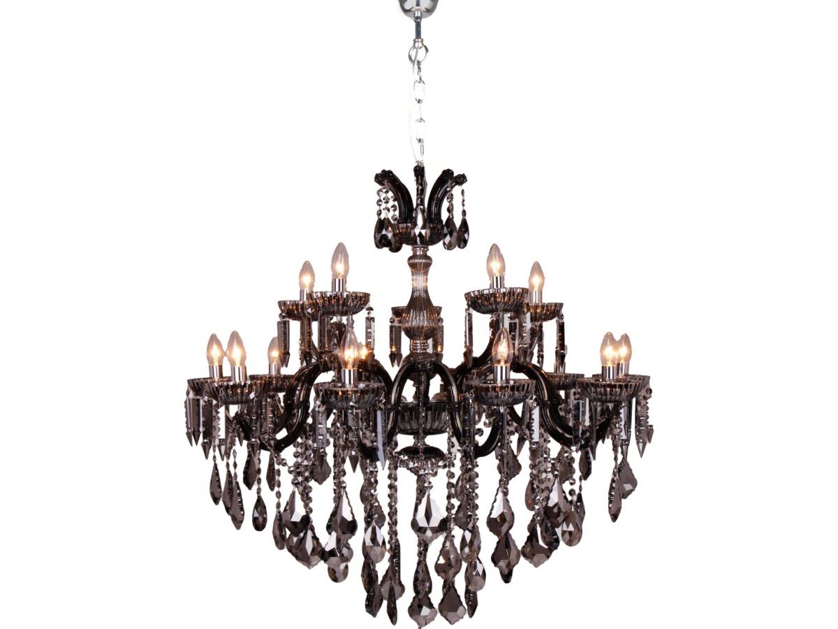 Candelabre și Lustre pentru Interioare Elegante